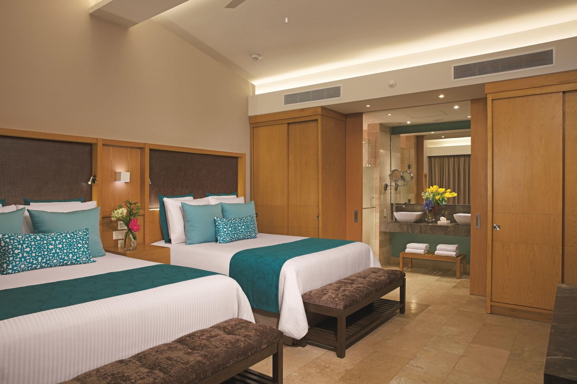 Dreams Playa Mujeres Golf & Spa Resort Cancun Exterior photo